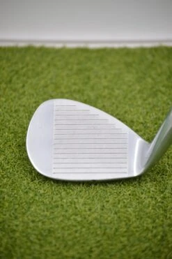 Tour Edge Exotics CB Pro S 56 Degree Wedge Wedge Flex -Finest Golf Store 0923D966 3136 4540 8A19 7B5E9A2A0199