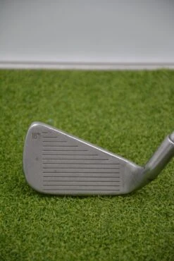 Tommy Armour 845S Silver Scot 2 Iron R Flex -Finest Golf Store 11C9BAEF 62B6 4A5A 8D45 CCD8494AEB61