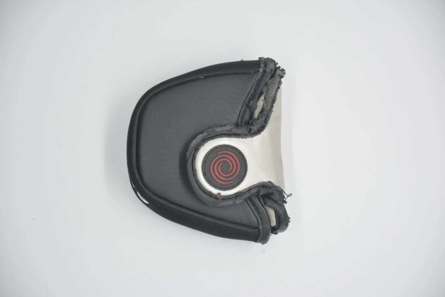 Odyssey Metal-X D.A.R.T. Putter Headcover 4 Odyssey Metal-X D.A.R.T. Putter Headcover - Image 2