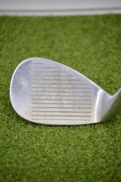 Cleveland 691 Classic 52 Degree Wedge Wedge Flex 9 Cleveland 691 Classic 52 Degree Wedge Wedge Flex -Finest Golf Store 38AF43D4 C7F6 4255 A33C C364F2334F81