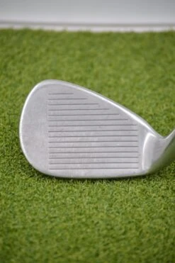 TaylorMade Burner Superlaunch PW Wedge R Flex -Finest Golf Store 453E8316 78B6 4B64 B900 D3E373B35769