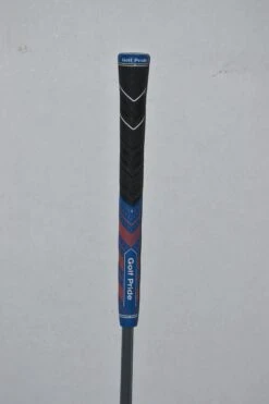 Like New Golf Pride Midsize MCC Plus 4 Black/Blue/Orange