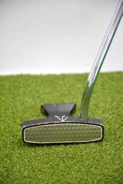 Bolt Counter Golf 34in -Finest Golf Store 57E08BD8 D4D1 47CD AC23 AE1E9B7F54A0