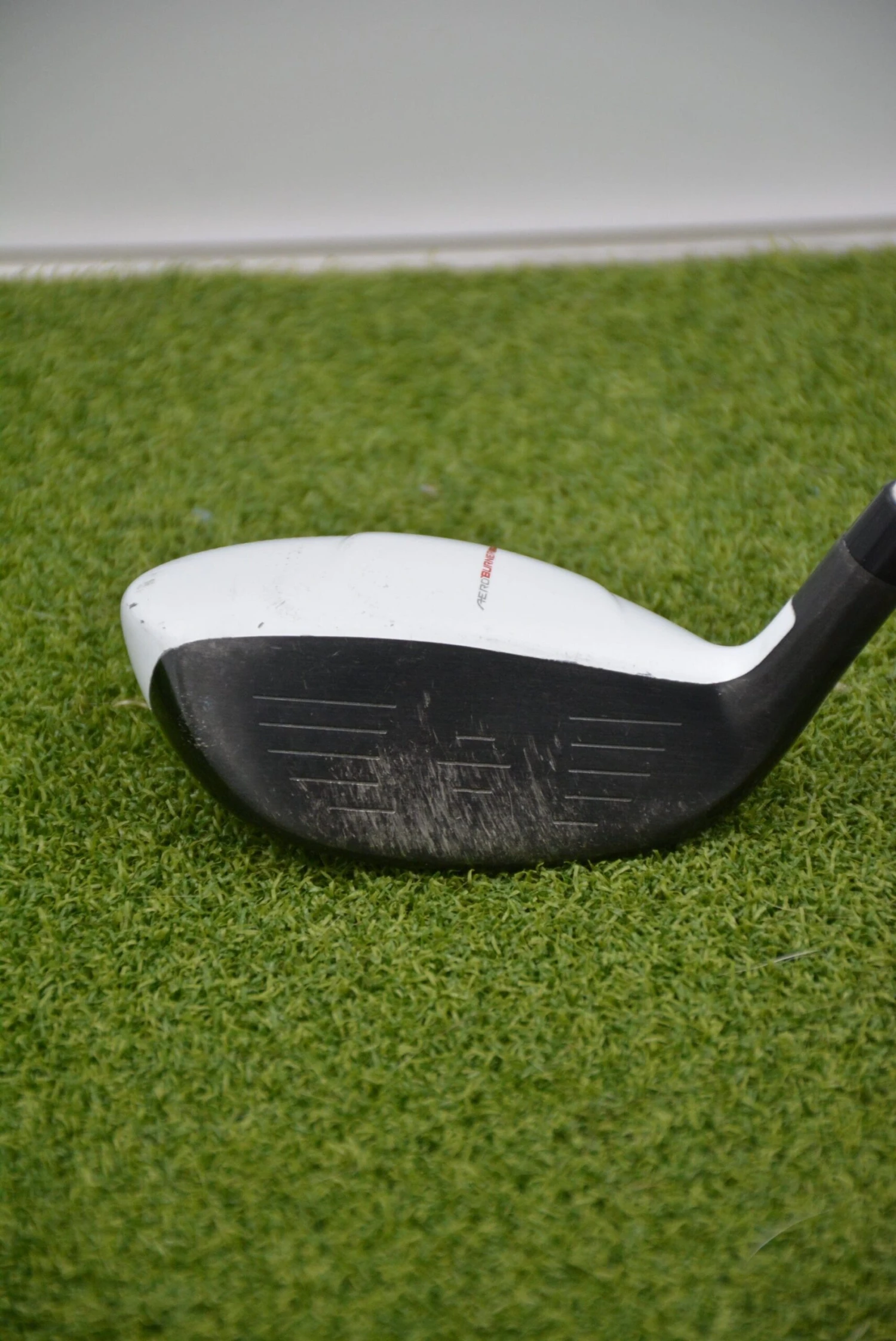 Women's TaylorMade Aeroburner Rescue 5 Hybrid W Flex 5 Women's TaylorMade Aeroburner Rescue 5 Hybrid W Flex - Image 3