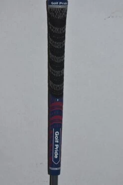 Like New GolfPride Midsize MCC Black/Blue Red/Blue