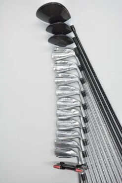 TaylorMade P790 Full Set R Flex