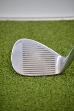 Cleveland Tour Action 49 Degree Wedge -Finest Golf Store DA8672D4 6BFB 4032 B36B 8D5E09AC6B9D