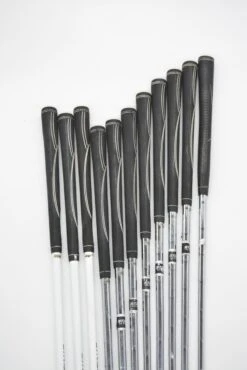 Callaway Strata Ultimate Full Set R Flex -Finest Golf Store F146BA54 A81A 4DA3 9E13 933AE84F0193