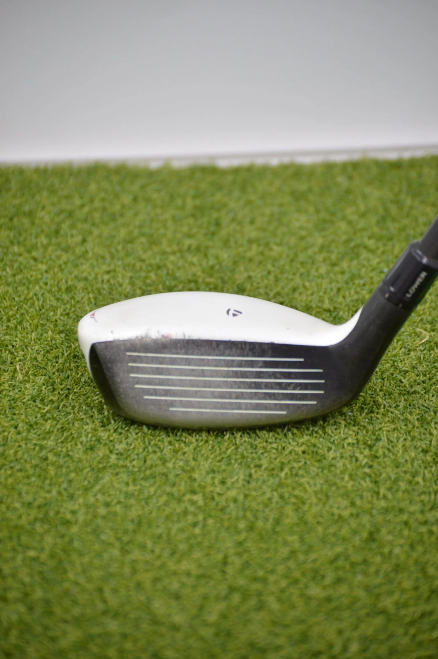 TaylorMade 2011 Rescue 4 Hybrid R Flex 5 TaylorMade 2011 Rescue 4 Hybrid R Flex - Image 3